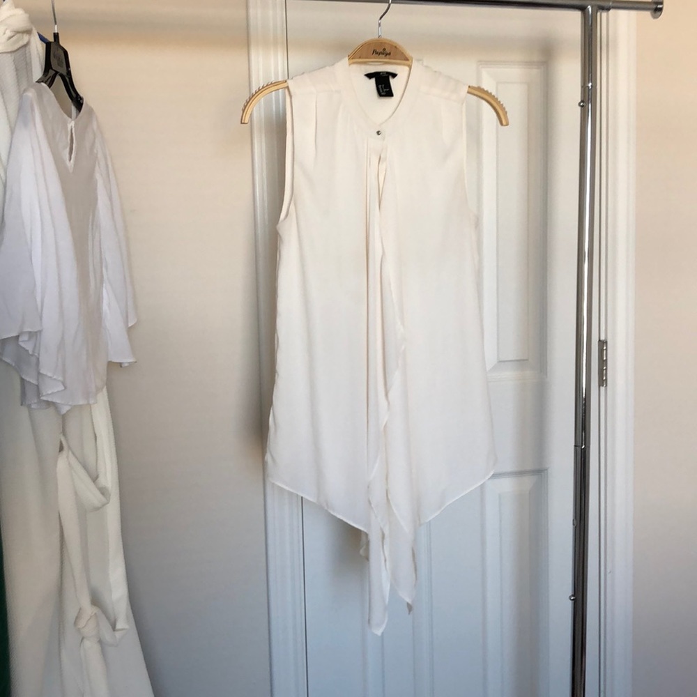 HM White chiffon button down blouse